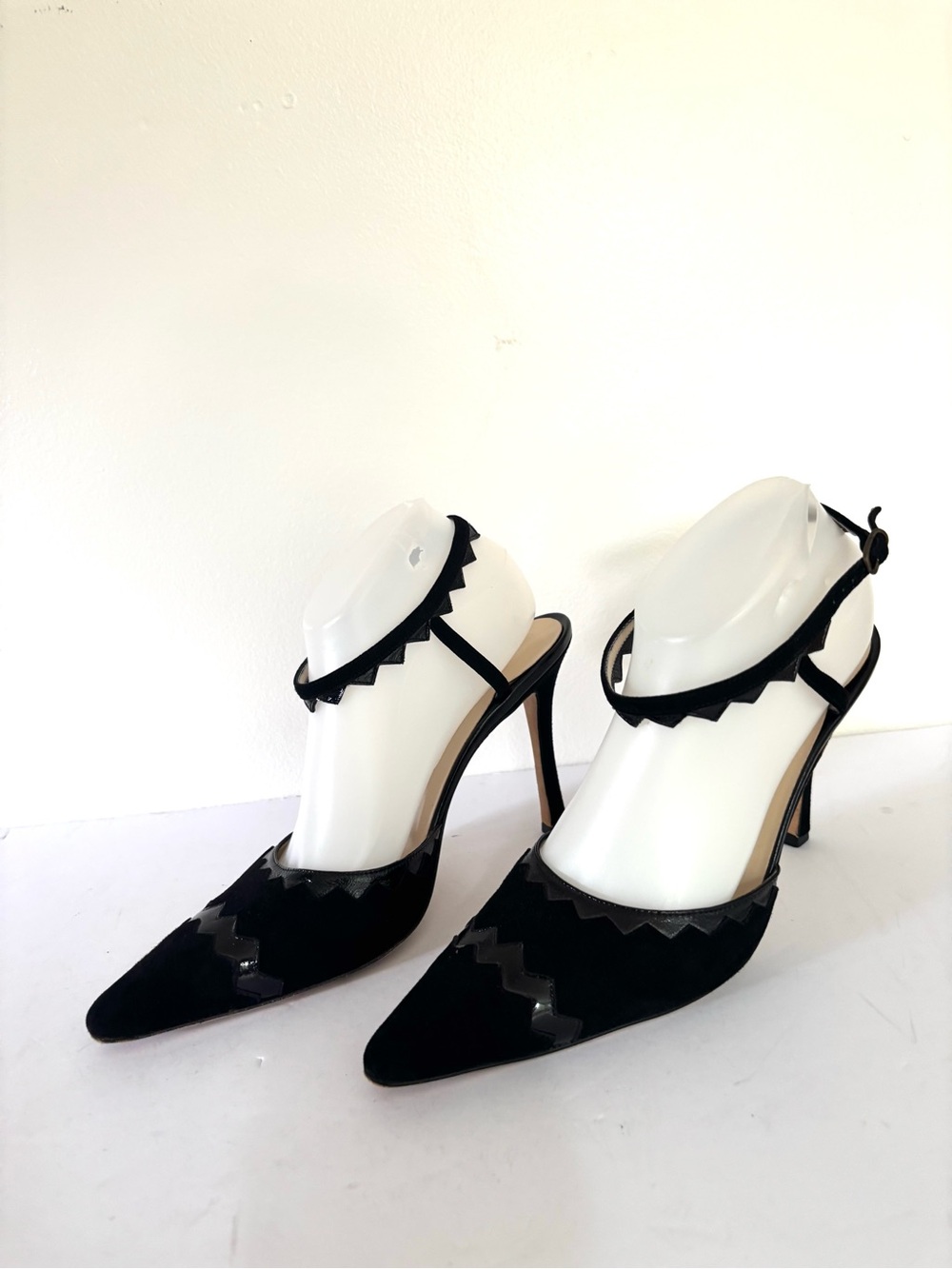 Vanessa Noel black heels